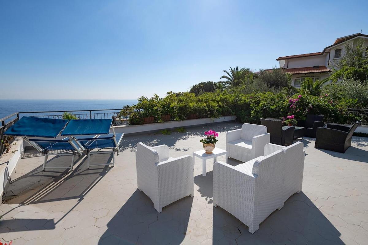 Villa Marinella Close To The Sea With Private Pool Нерано Экстерьер фото